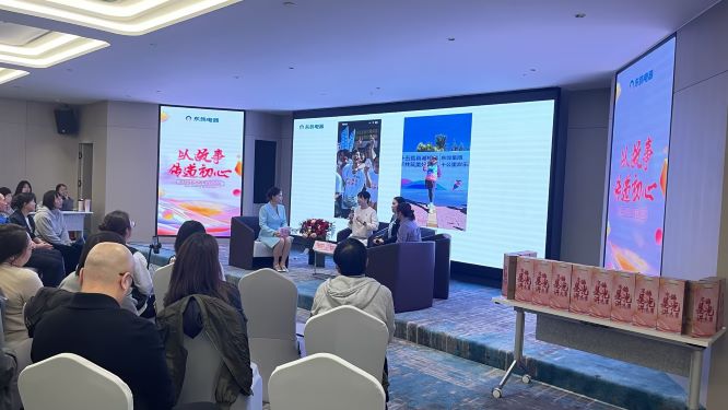 1766104107928041796.jpg 故事会 第三篇章 温暖与幸福-1.jpg